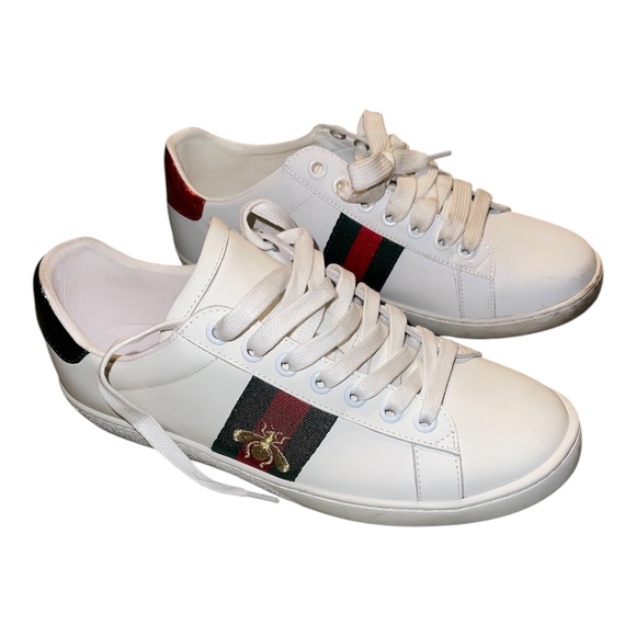 Gucci Women’s Pre-Owned Authentic Ace Sneaker with Bee sz 38 - Picture 1 of 9